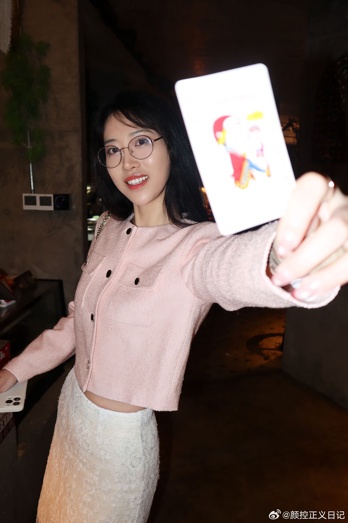 时尚穿搭小香风美女绘梦长廊