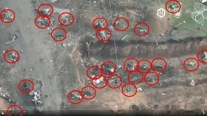 一百多万俄罗斯男人尸体埋葬在了乌克兰寒冷的旷野里，如果生在一个正常的国家，他们当