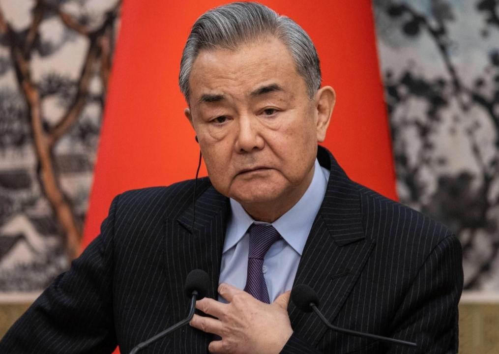 中国阿联酋突然官宣！阿联酋硬刚美国制裁急访北京，不是普通合作，3个真相藏不