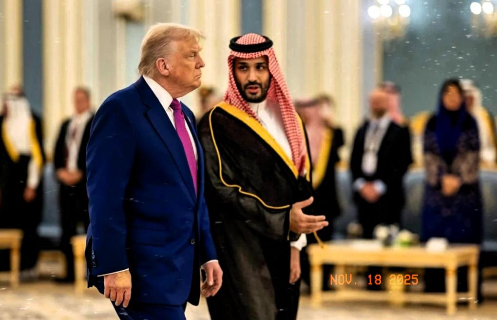 美国总统特朗普当地时间17日在白宫办公室会见传媒时，再度批评台海抢走美国的晶片生