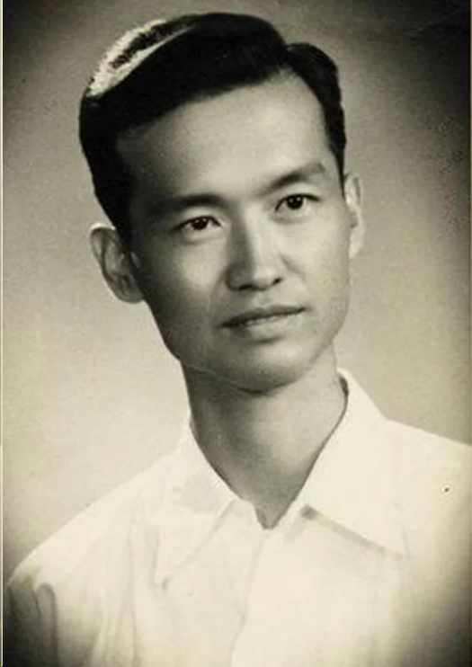 1947年，国军少校被俘，连长正要审问，国军少校却说：“你的级别太低，不用知道太