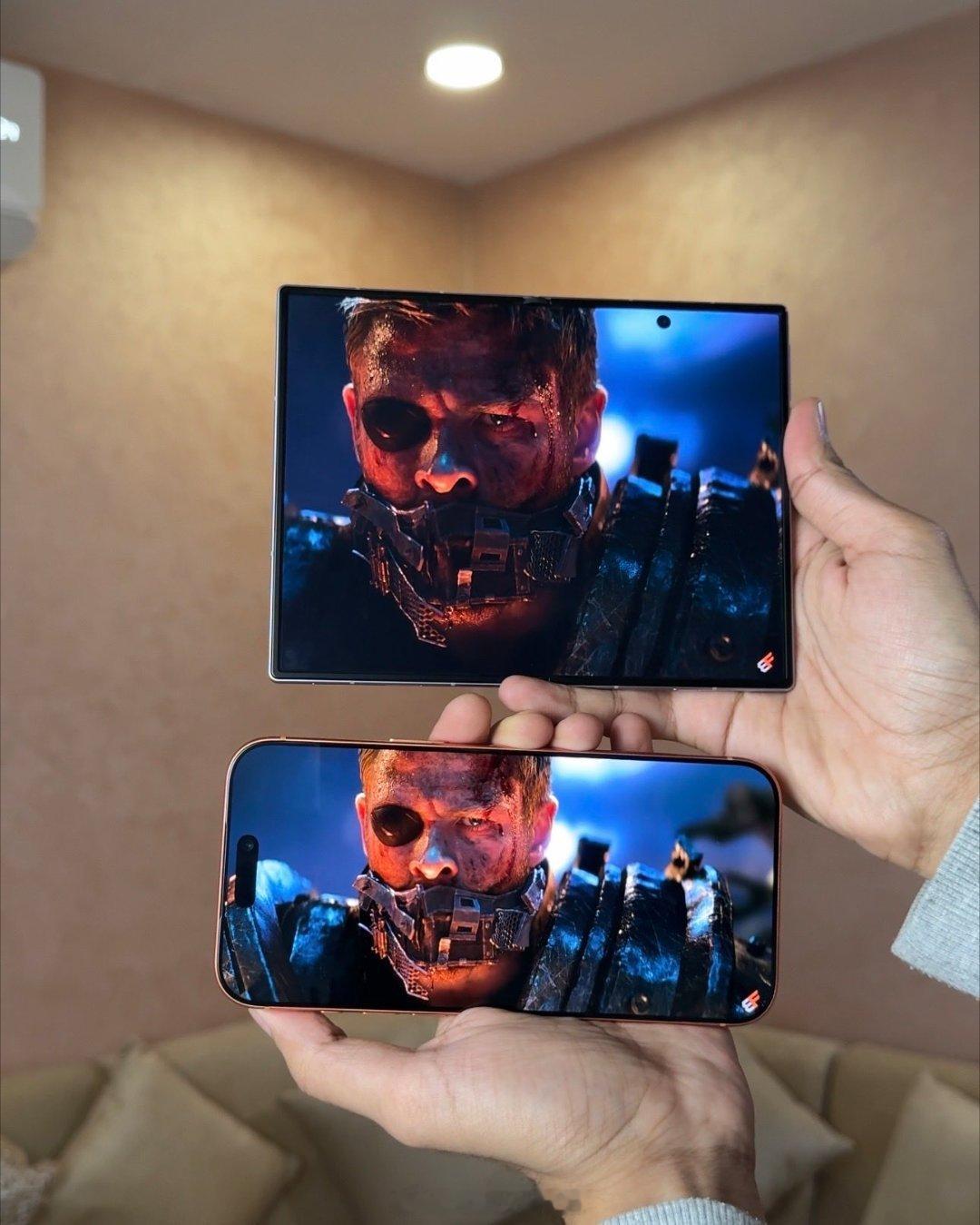 阔折叠三星GalaxyiconZFold8内外屏VSiPhoneicon