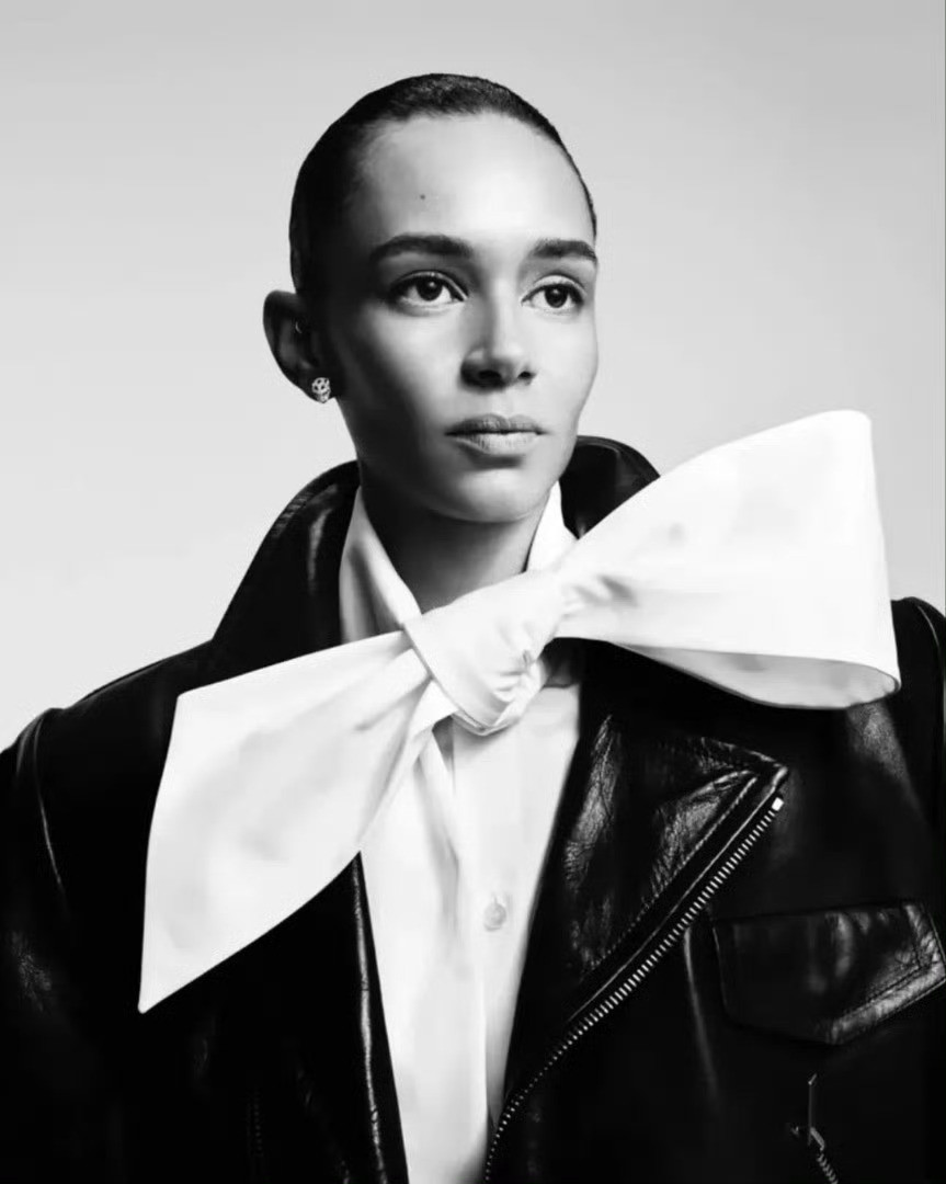 模特BinxWaltonELLEBelgiumMarch2026摄影：W