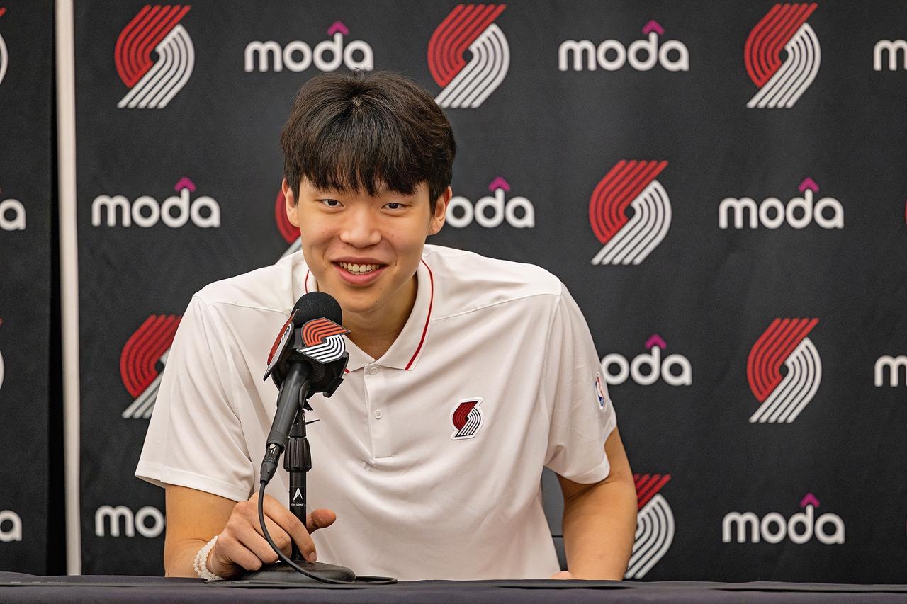 杨瀚森要回来打亚洲杯了？？？他现在就是全村球迷的希望！！！在那边打打夏季联