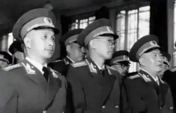 1955年授衔，一位卧床15年的将军位列第二，中央特批：就算他死了，也要给他授衔