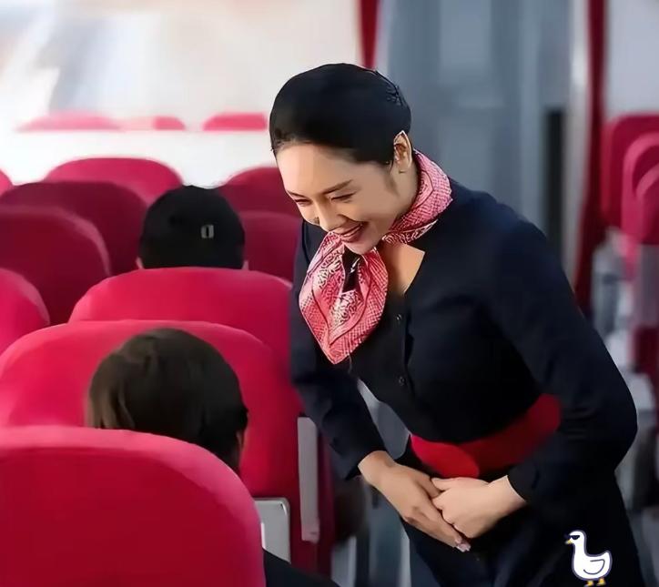 东航真报案了，可欧某某最怕的还不是警察东航把话挑明了：MU6741那事，已