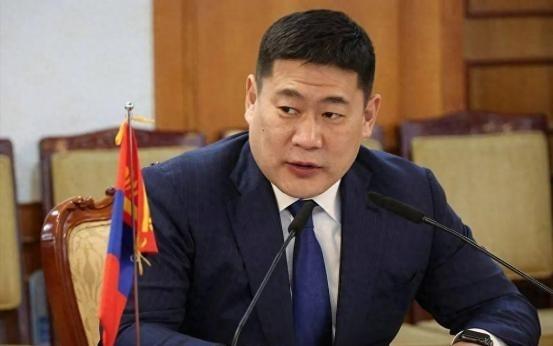 “中国吃饭掉几颗米都够我们过冬。”“当初蒙古为啥要独立？看看今天的中国，看看今天