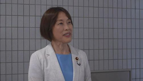 就在所有人以为日本在野党彻底死透的时候，只剩4个席位的日共，突然打出了一张“回马