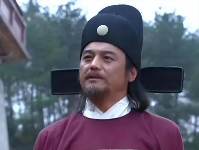 1375年，刘伯温去世才2天，就急匆匆下葬。没想到3天后，朱元璋得到密报，立刻下