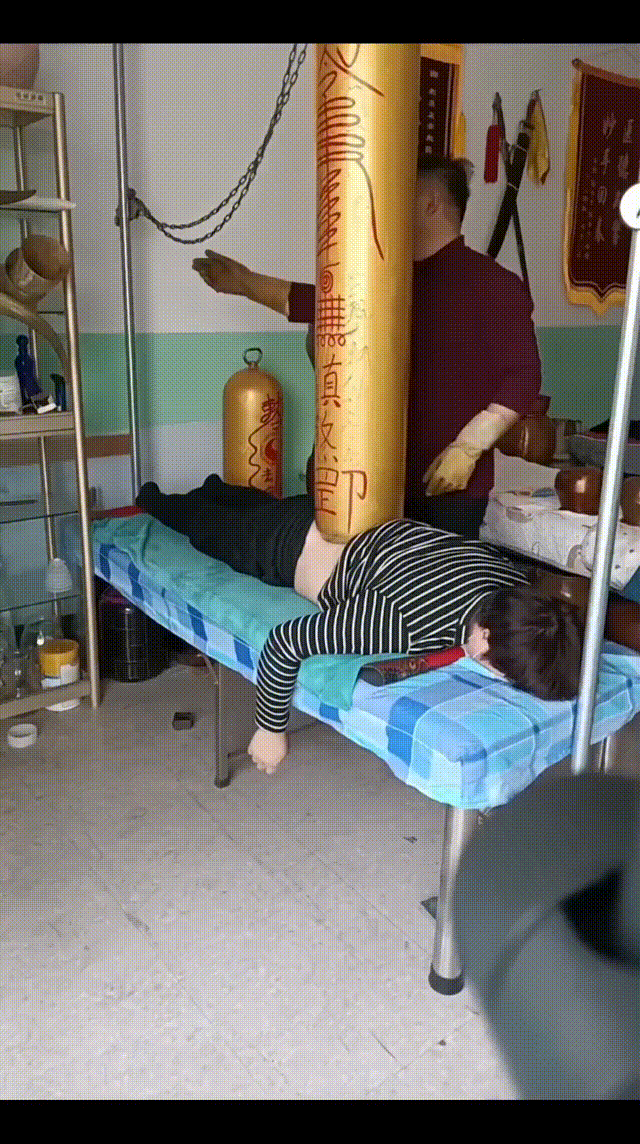 这样拔罐一定会很舒服吧？