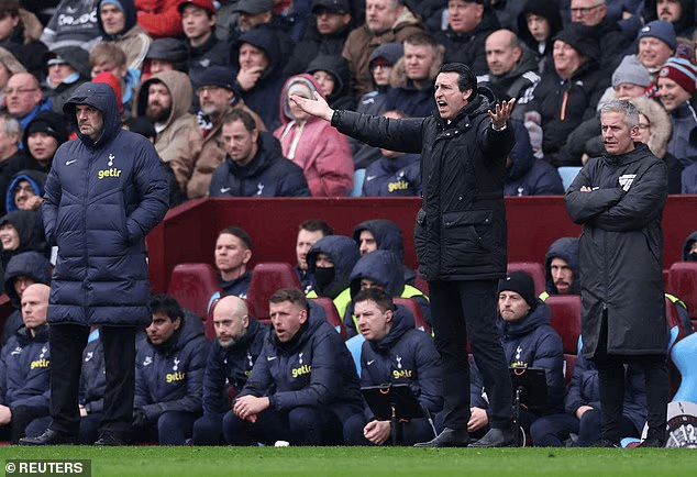 邮报独家: 维拉冬窗退货埃利奥特, 再考虑租英超球队不要的