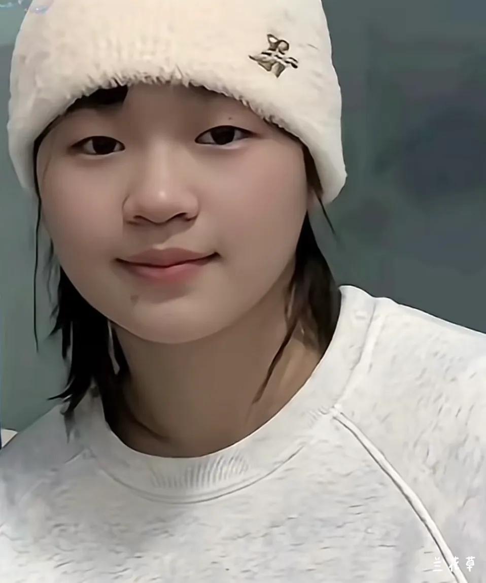 谁说婵宝胖了不好看？你看这干干净净、清清秀秀的面貌，你看这明眸善睐、肌肤细腻、五