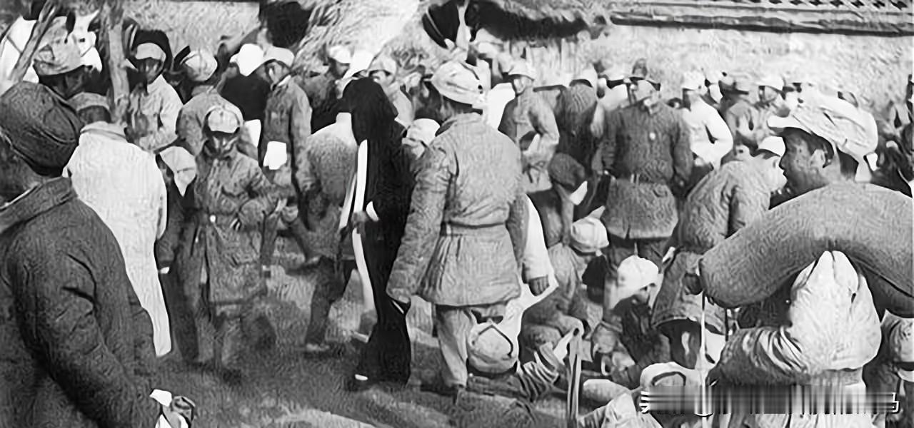 1942年，到村口拾粪的陈大爷，碰到一个十来岁小孩，打听新四军驻地在哪。警惕的陈