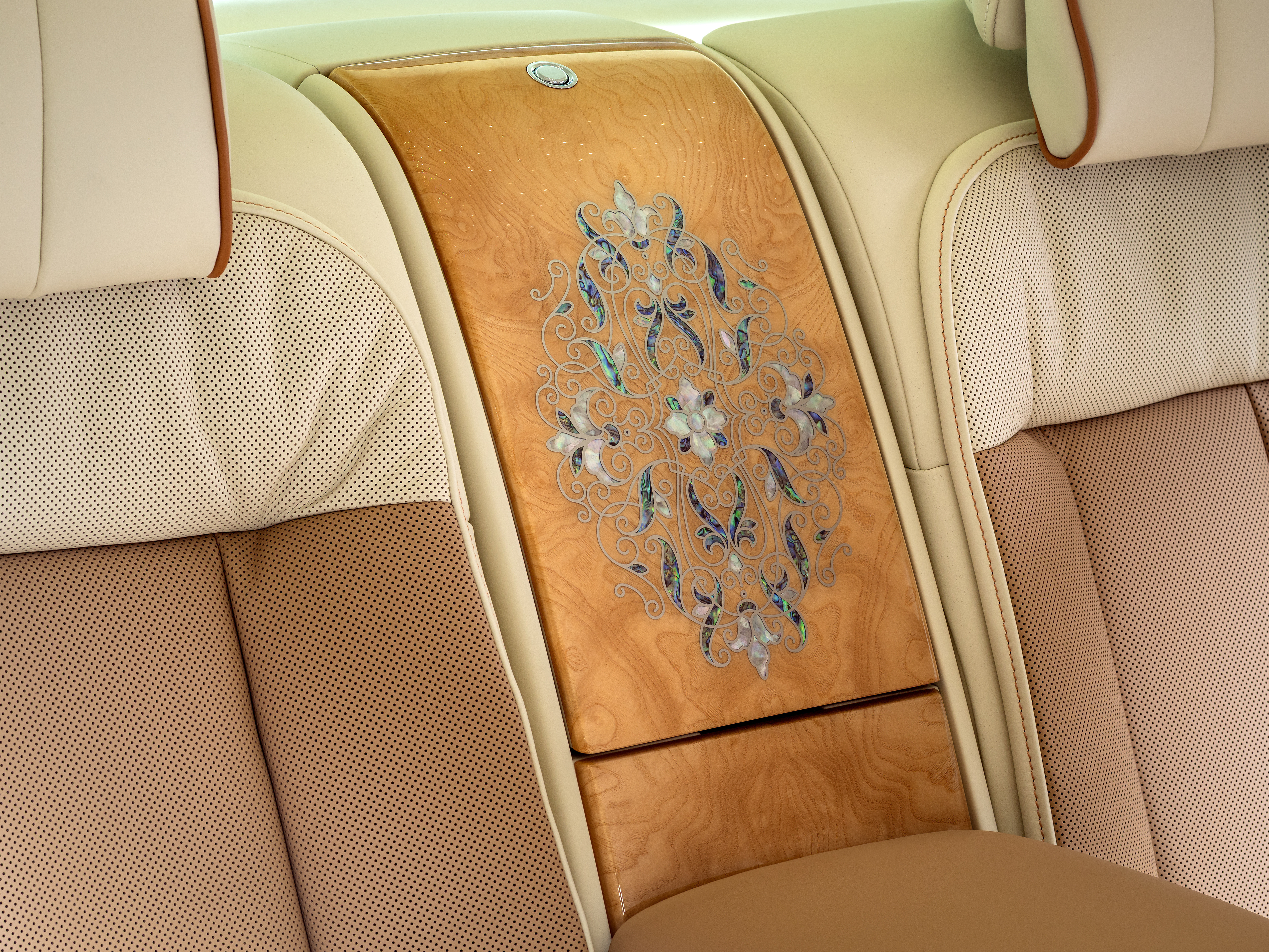 Rolls-RoycePhantom"Hummingbird"劳斯莱斯车主的