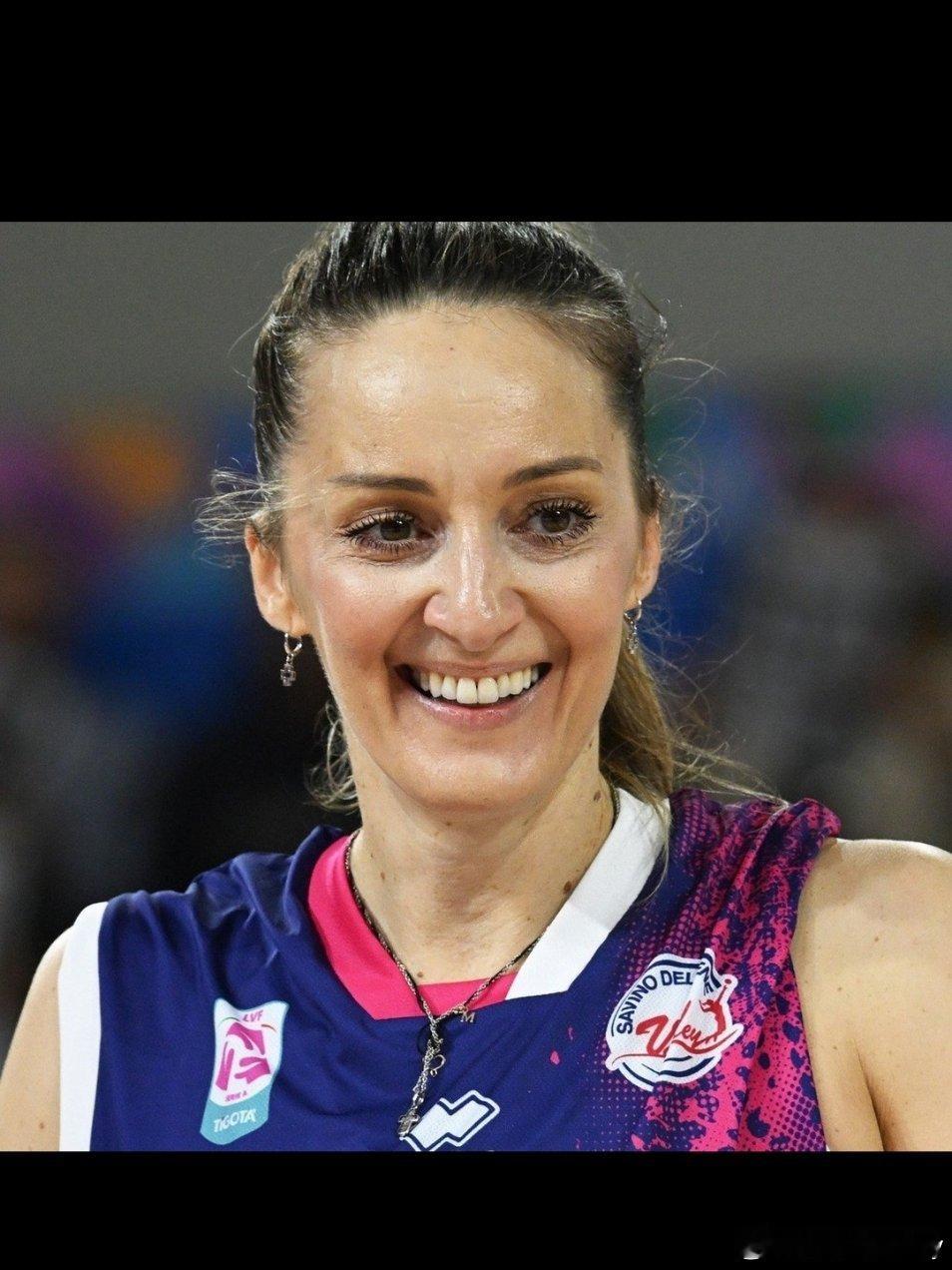 遗憾能否补缺?奥格涅诺维奇谈及她的欧洲冠军联赛生涯：“在瓦基弗银行的第一个赛季，