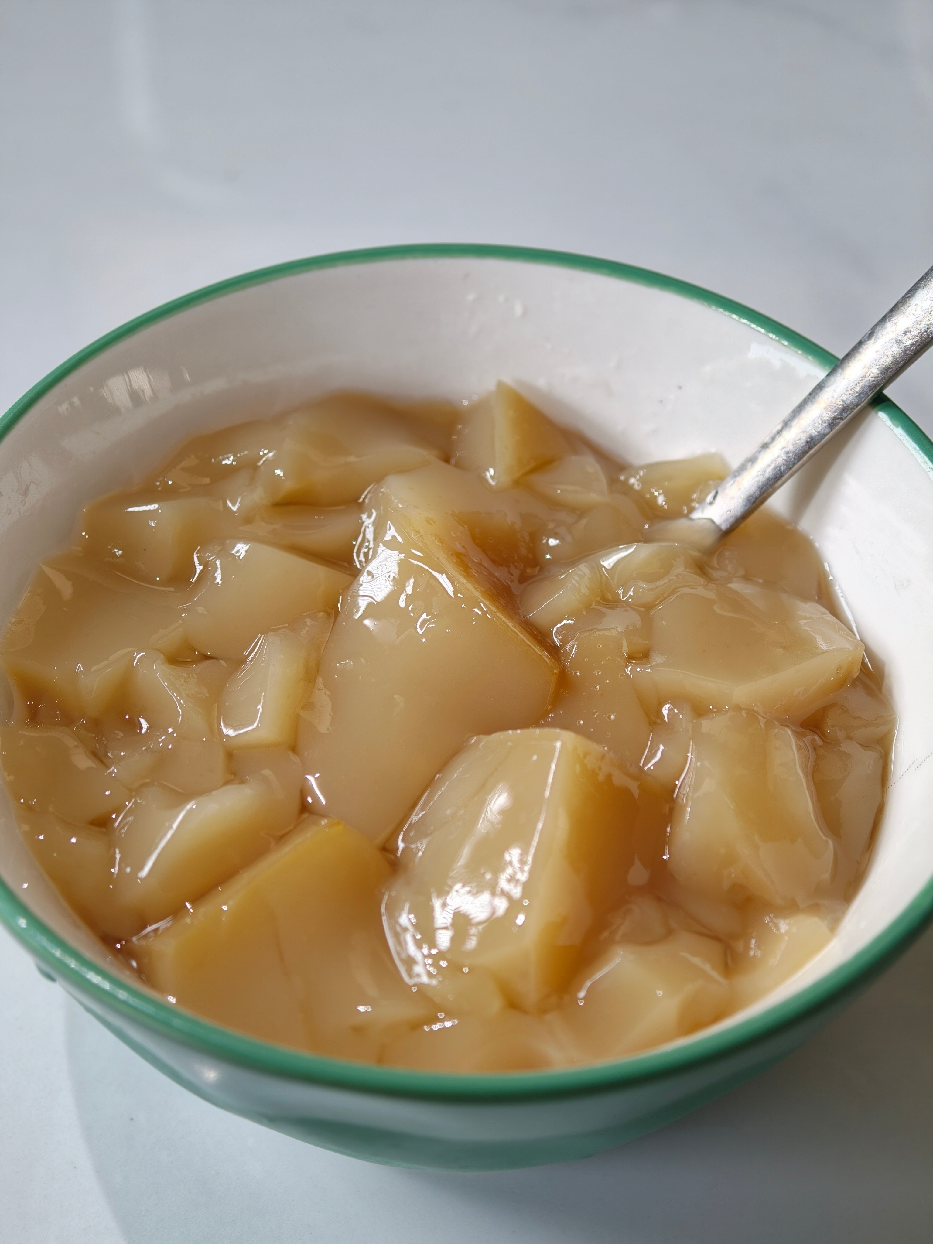 我们金华传统小吃择子豆腐你们喜欢加陈醋还是加薄荷油？