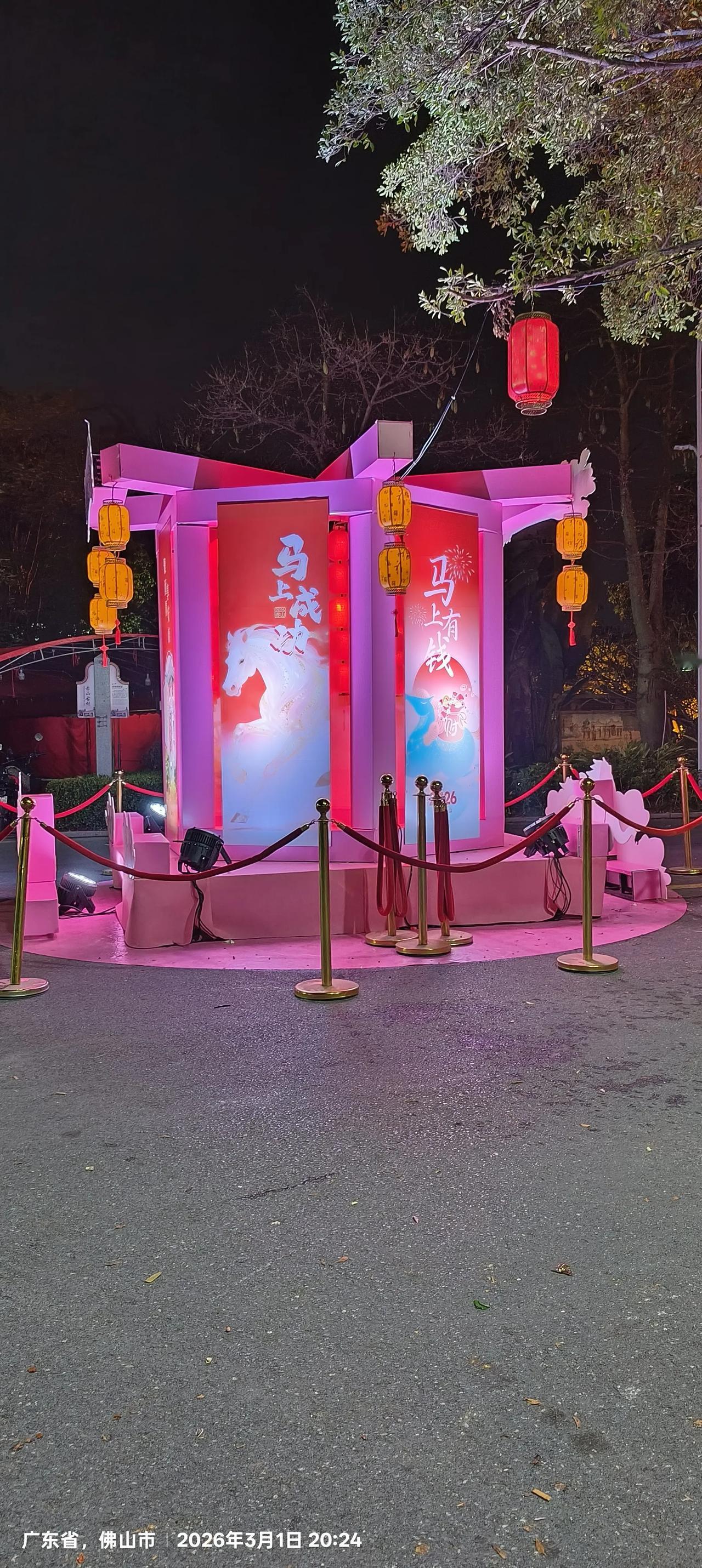 煮面条时，用9.5元一斤的鸡蛋煮荷包蛋，蛋白是一点都不会散开，煮出来会是一个很漂