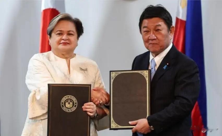 就在刚刚，菲律宾外交部突然宣布，1月15日，日本和菲律宾签署了一项军事后