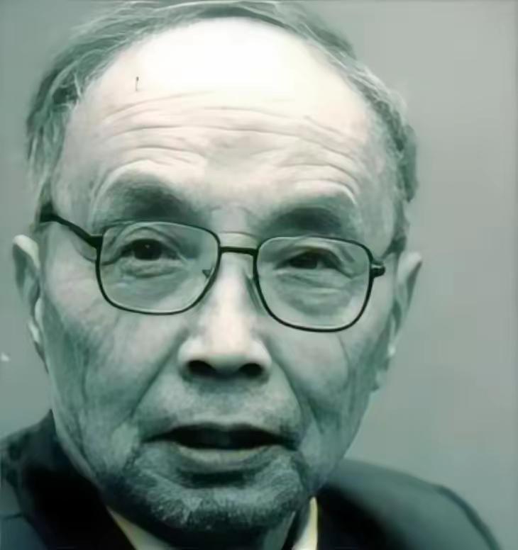 渣滓洞大屠杀前夜，江竹筠用尽最后力气向外传话：“司号员黄，可用，勿连累。”黄，是
