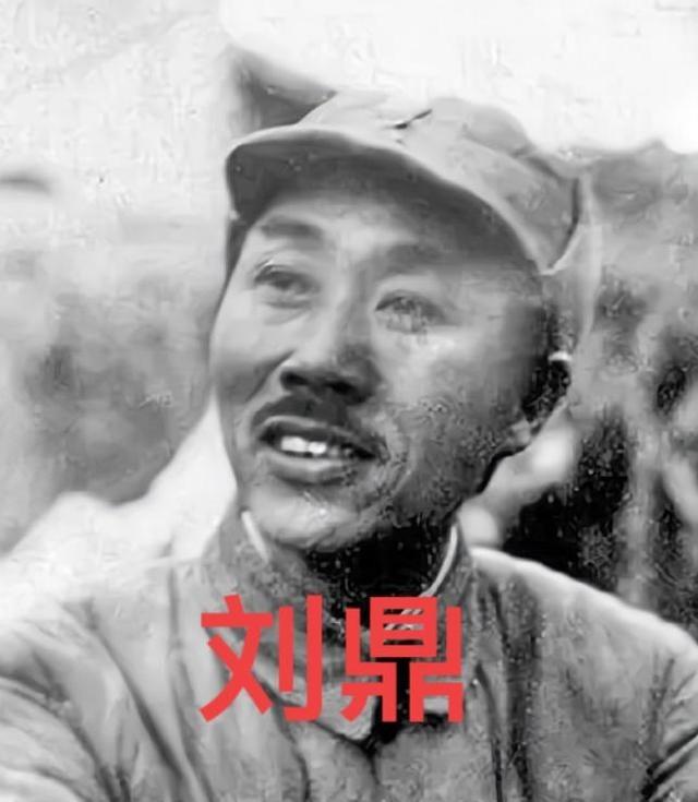 1940年秋，太行山黄崖洞兵工厂内，刘鼎正对着日军掷弹筒苦思。这不到3公