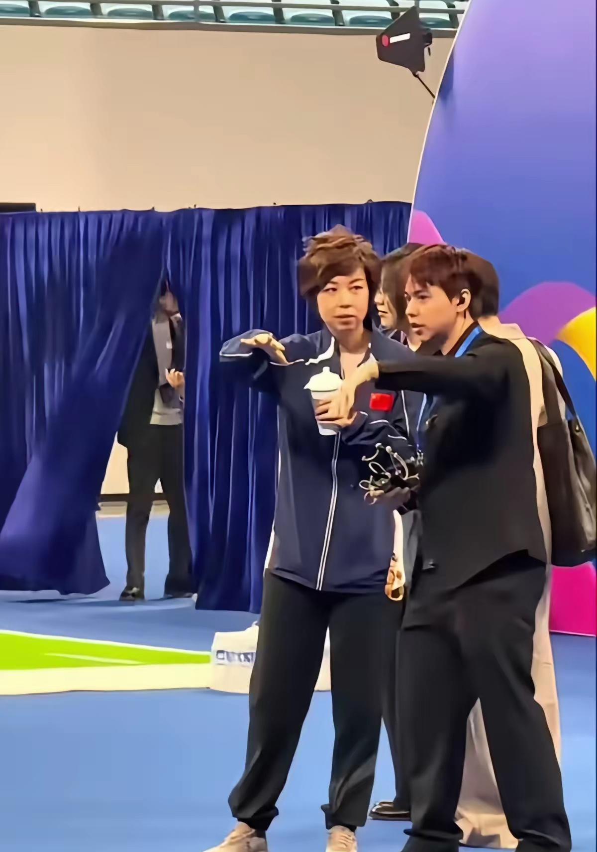 谁能不激动！成都封训现场，除了马龙、许昕这些国乒定海神针，居然连“大魔王”张怡宁