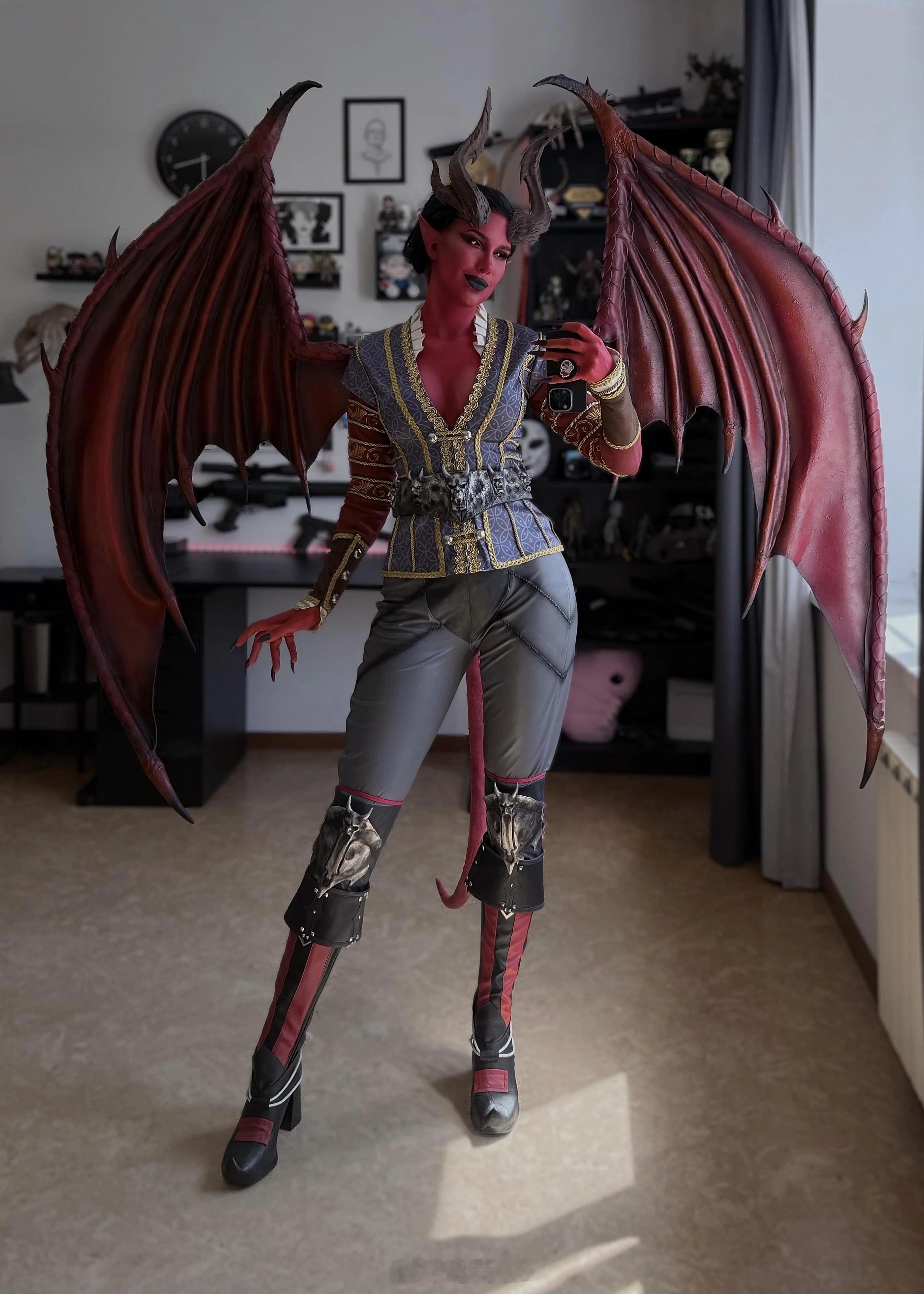 博德之门3的拉斐尔Cos，有点女王范cosplay博德之门3​​​