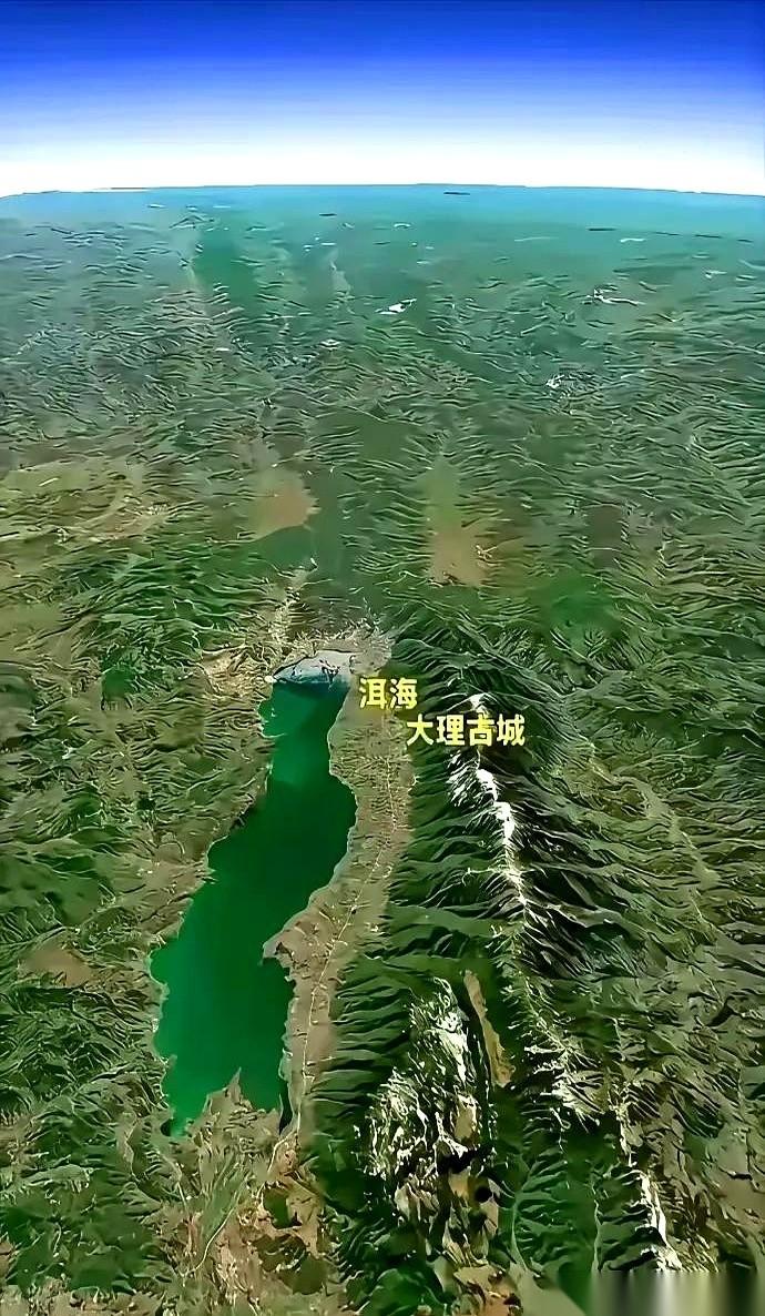 有人说云南有1100个“坝子”，凭什么大理能坐庄几百年？你把一张古代军事地图摊