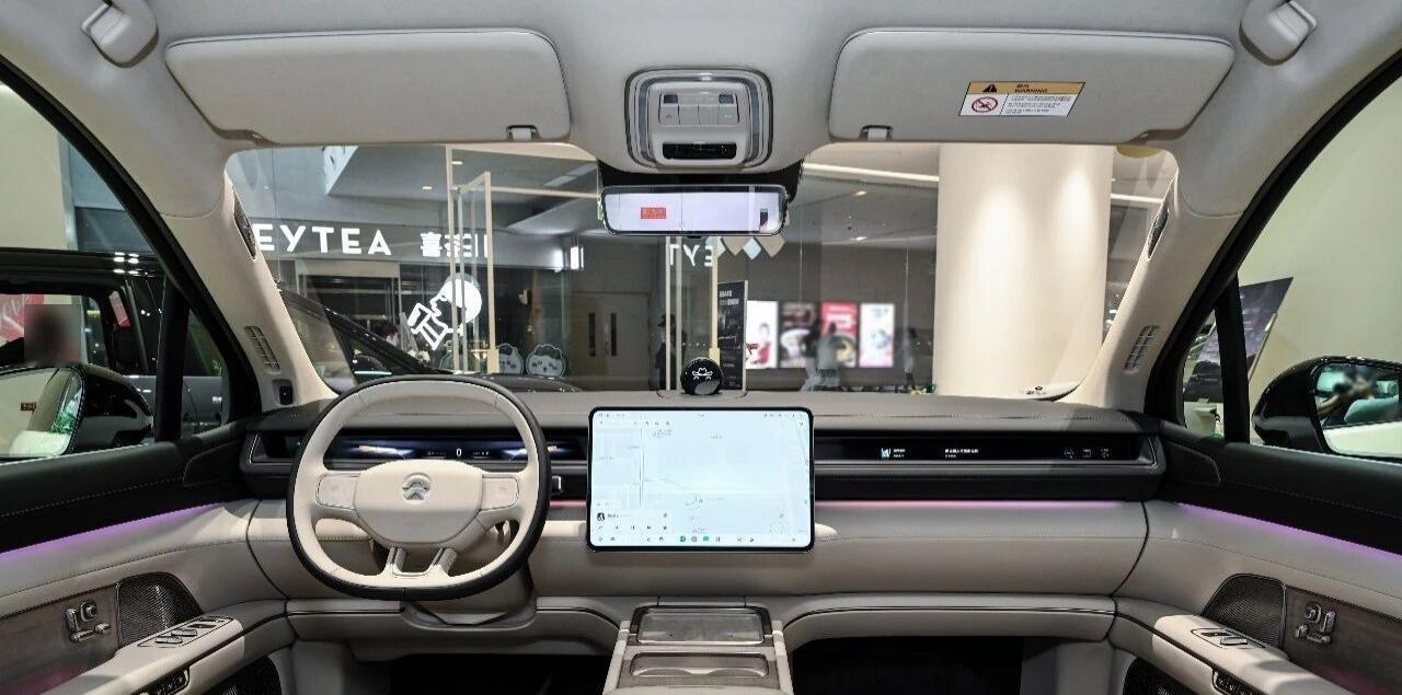 蔚来ES8以智能电动技术，兼顾舒适与高效春节前夕，当我把那台开了6年的奥迪A6L