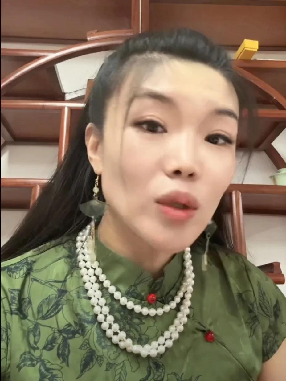#头号创作者激励计划#张伯鑫的美女售票员说：郭德纲的家门，都是前字科的。张伯鑫