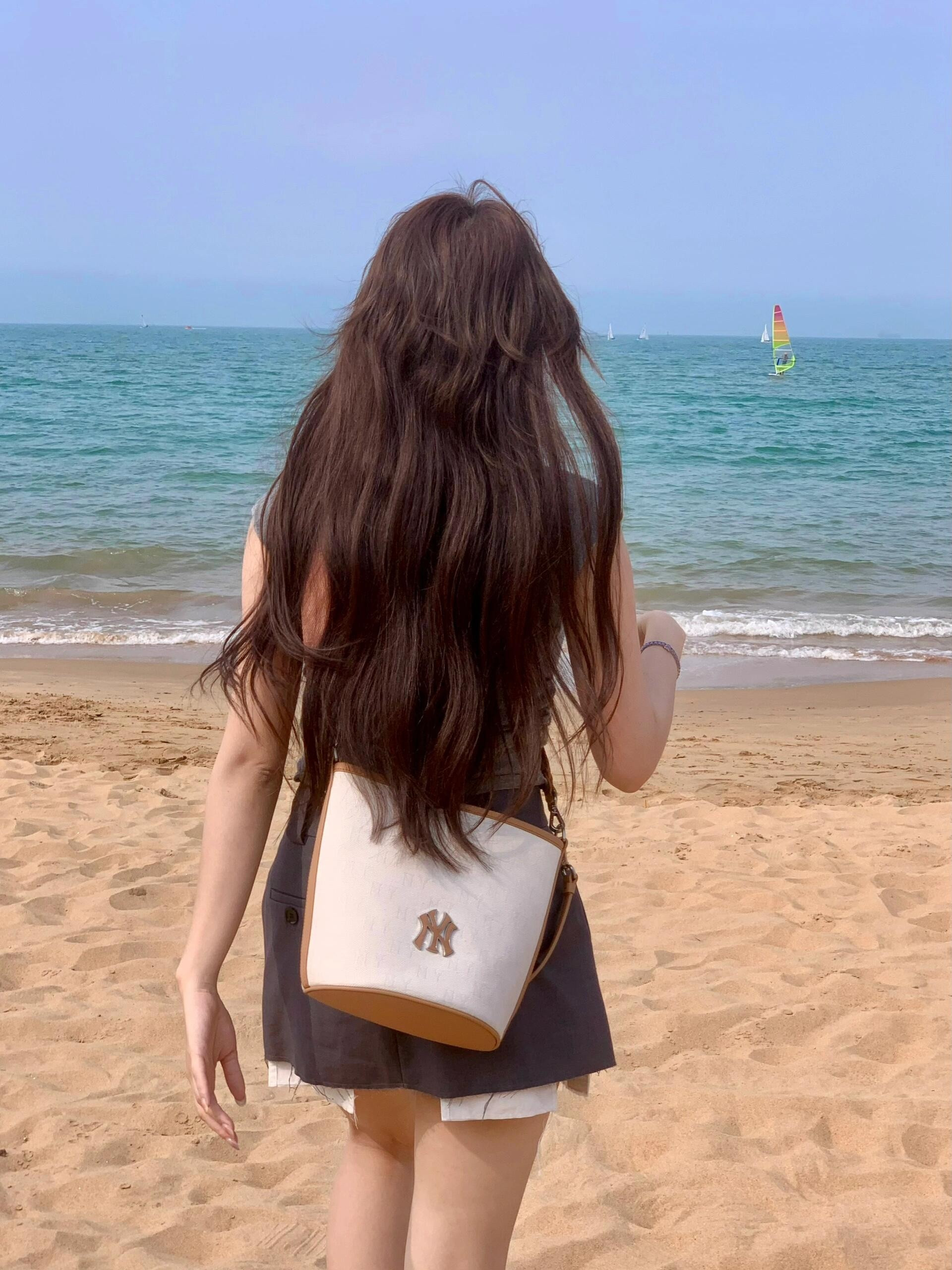 生活手记你在我面前永远都闪闪发光，就像整个宇宙的星光都洒在你身上