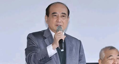 王金平出来表态了！4月15日，根据岛内媒体报道，在郑丽文返台与王金平见面之后，王