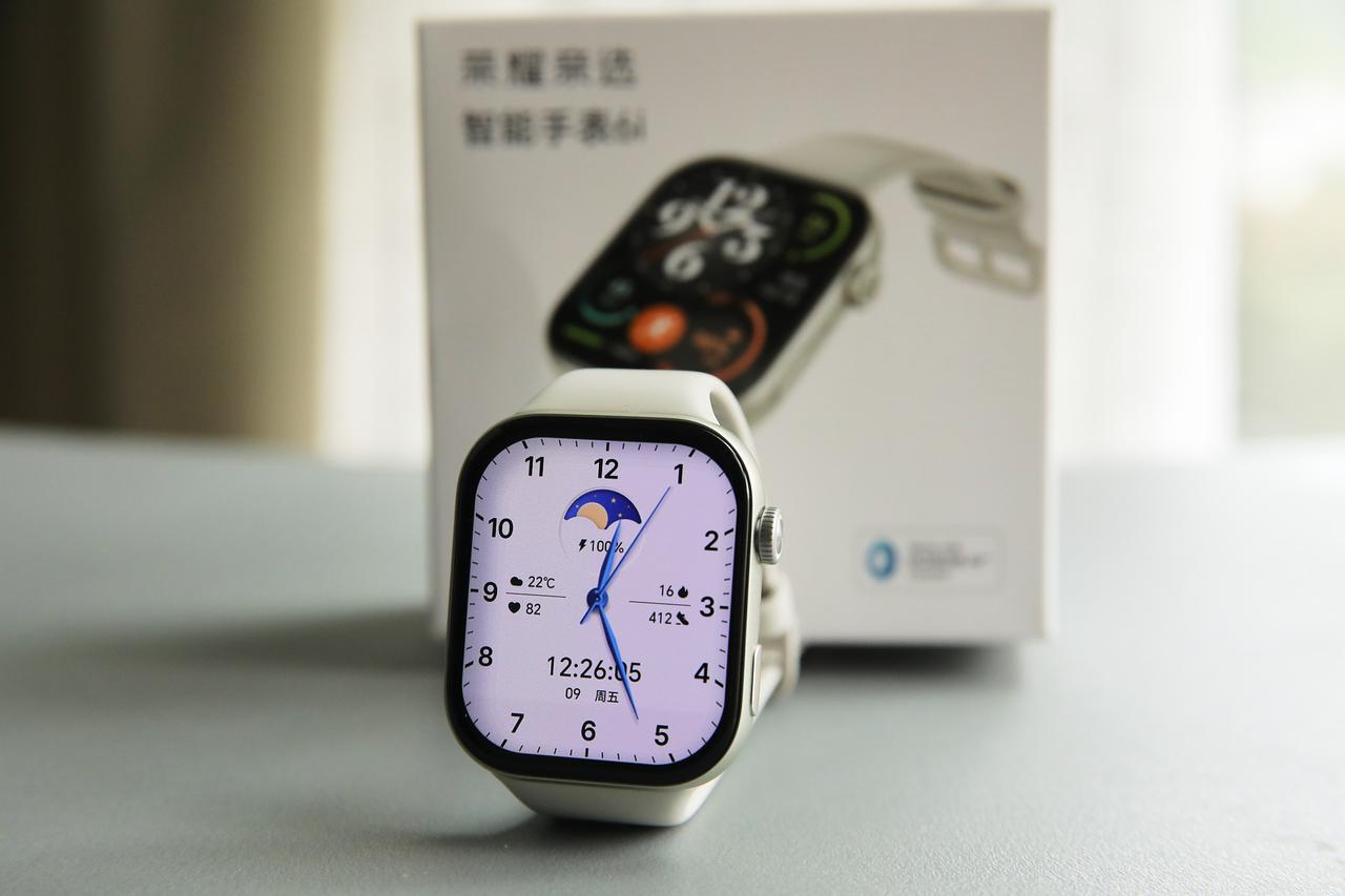 最近入手了荣耀亲选智能手表6i，原本只是想买个手环，没想到这手表不到200块，果