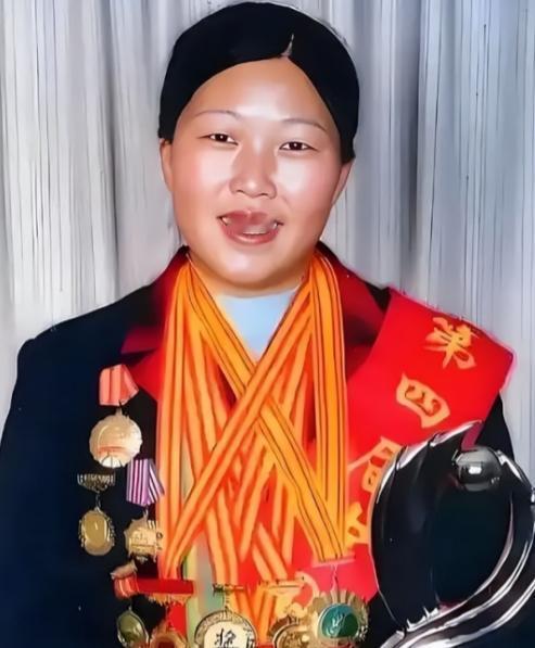 1985年，陕西一父亲逼着19岁的女儿嫁给恩人的儿子，女儿哭闹7天，忽然放弃逃跑