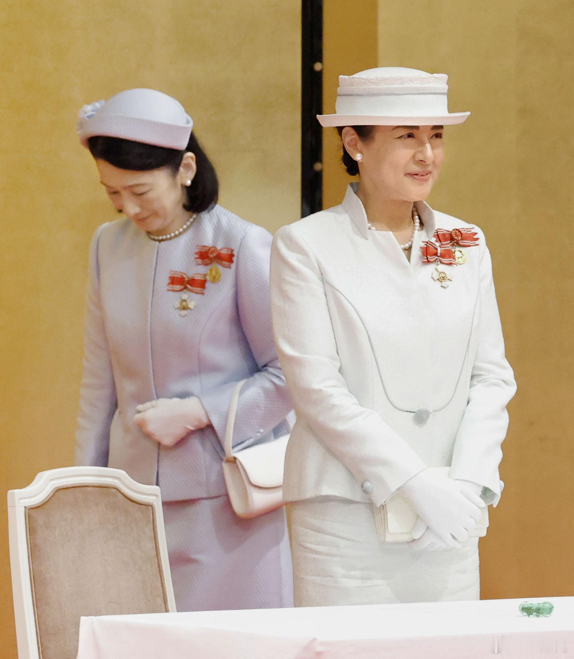 日本皇室7月31日，雅子皇后和皇嗣妃纪子、华子皇妃、信子皇妃、久子皇妃出席第5