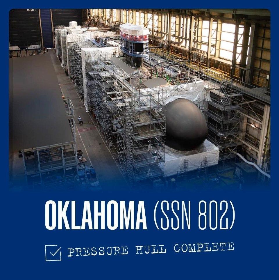 美国最新的核潜艇“俄克拉荷马”号，刚刚跨过了一个关键的建造节点。12月16日，建