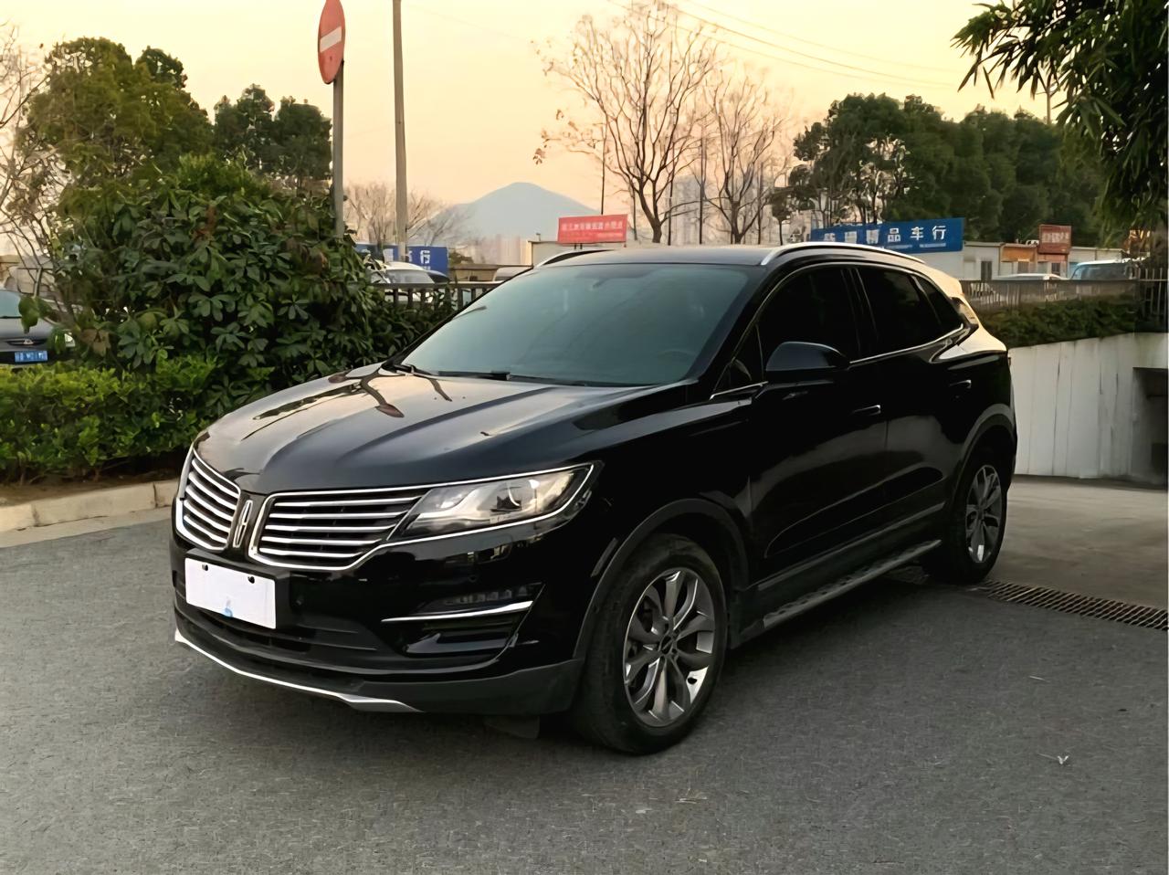 从车的角度上来说，这台车可以说是林肯的风评还算比较好的，而且它的故障率也没有想象