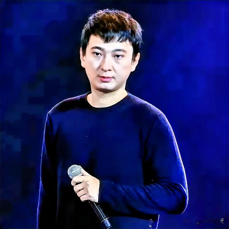 王思聪现在的处境，比吃了苍蝇还难受。这既不是因为女友懒懒闹分手，也不是黄一鸣又来