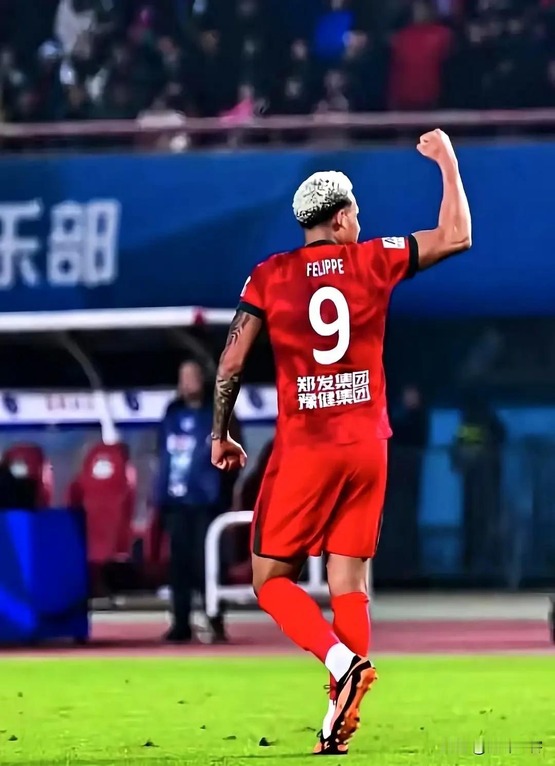 卡多索已离开河南队奔赴老东家俄超球队格罗兹尼，高额费用成为双方续约的最大羁绊，估