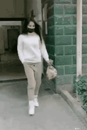 这拖地方式拖不干净啊