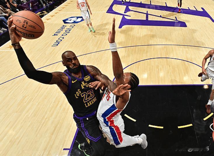 老詹生日快乐！艾顿谈詹姆斯：“很遗憾。”“我们无法用一场胜利送给勒布朗当