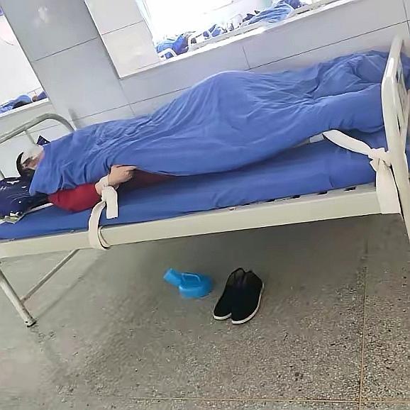 新京报这次真的是立了大功！参考：襄阳、宜昌分别成立联合调查专班，严查精神病院违规