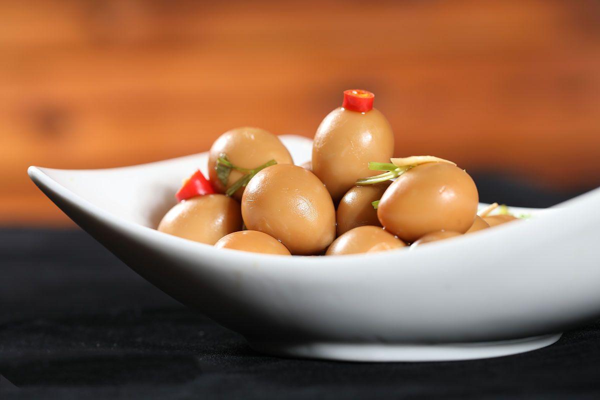 鹌鹑蛋再次被关注！研究显示：高血脂吃鹌鹑蛋，不过三月或有改善最近，鹌鹑蛋再次