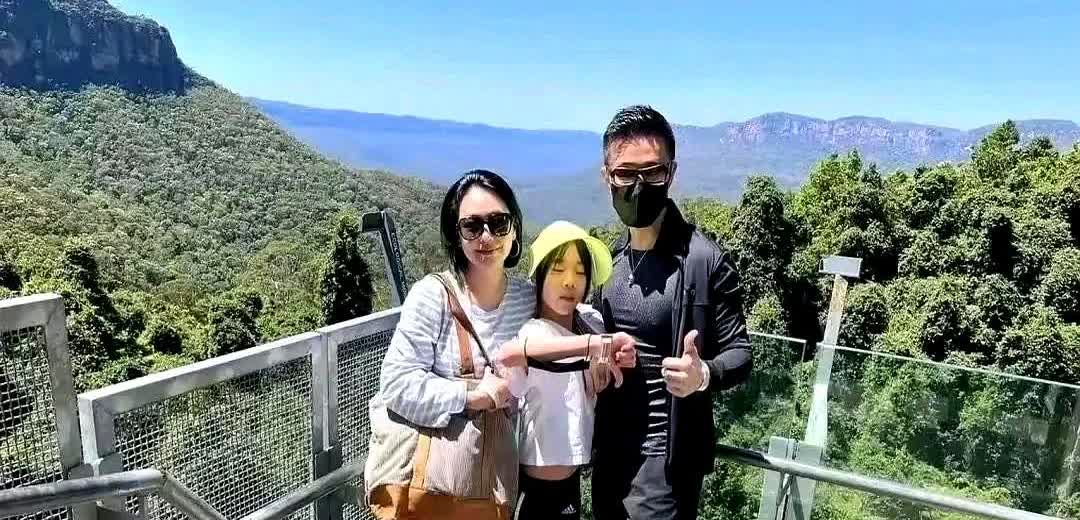 没想到许雅钧这么给面子！母亲节这一夜，请了S全家，具俊晔也去了！