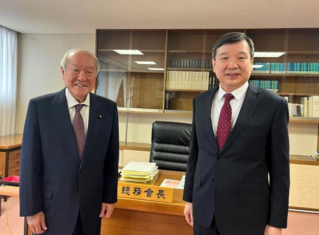 高市早苗政府再次明确宣告：台湾不具备“国家”地位，属于中国的一部分。因此，长崎和