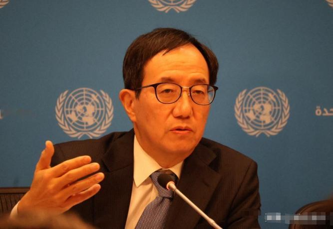 12月16日，日本《朝日新闻》报道说：“中国代表又在安理会批评日本，日本大使进行