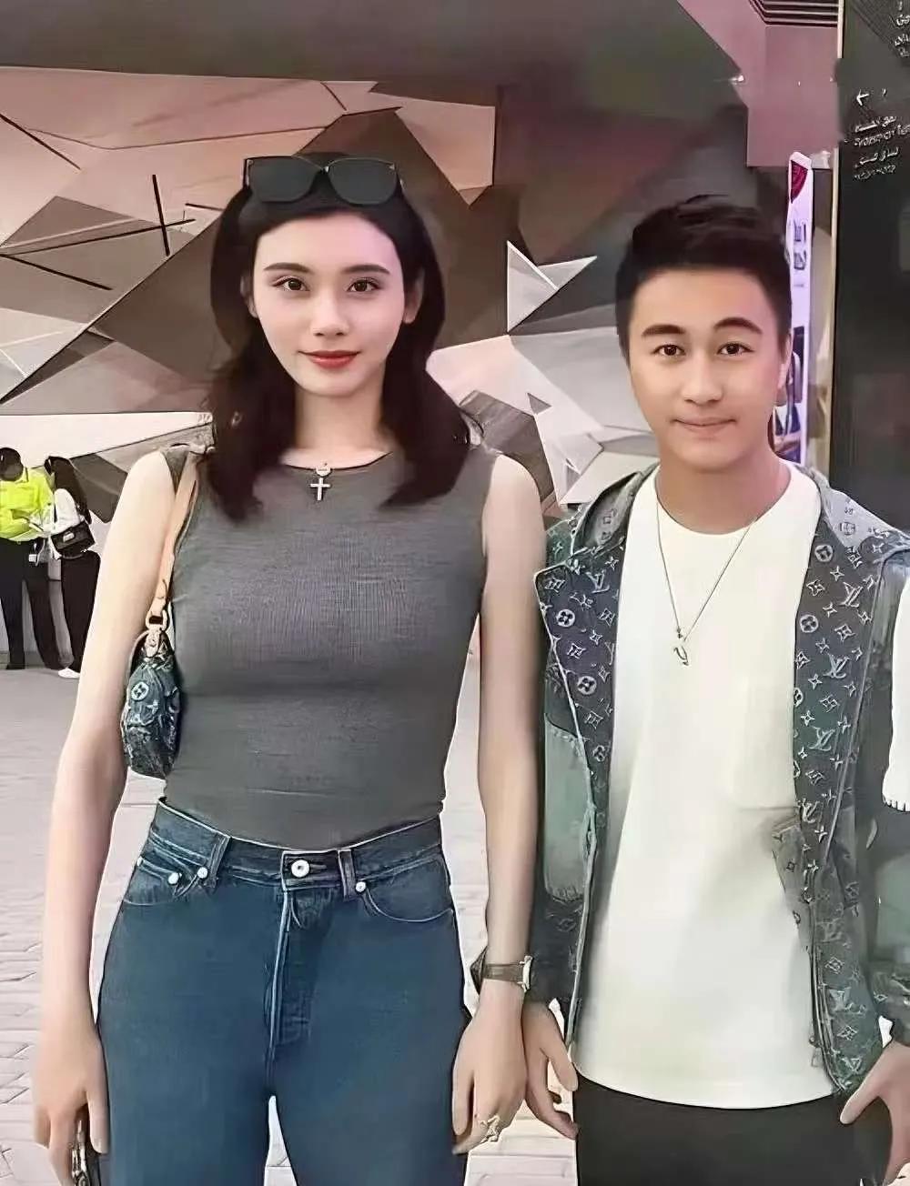 何猷君最近可能有点烦。他大概没料到，公司上市的高光才半年，星竞威武旗下80