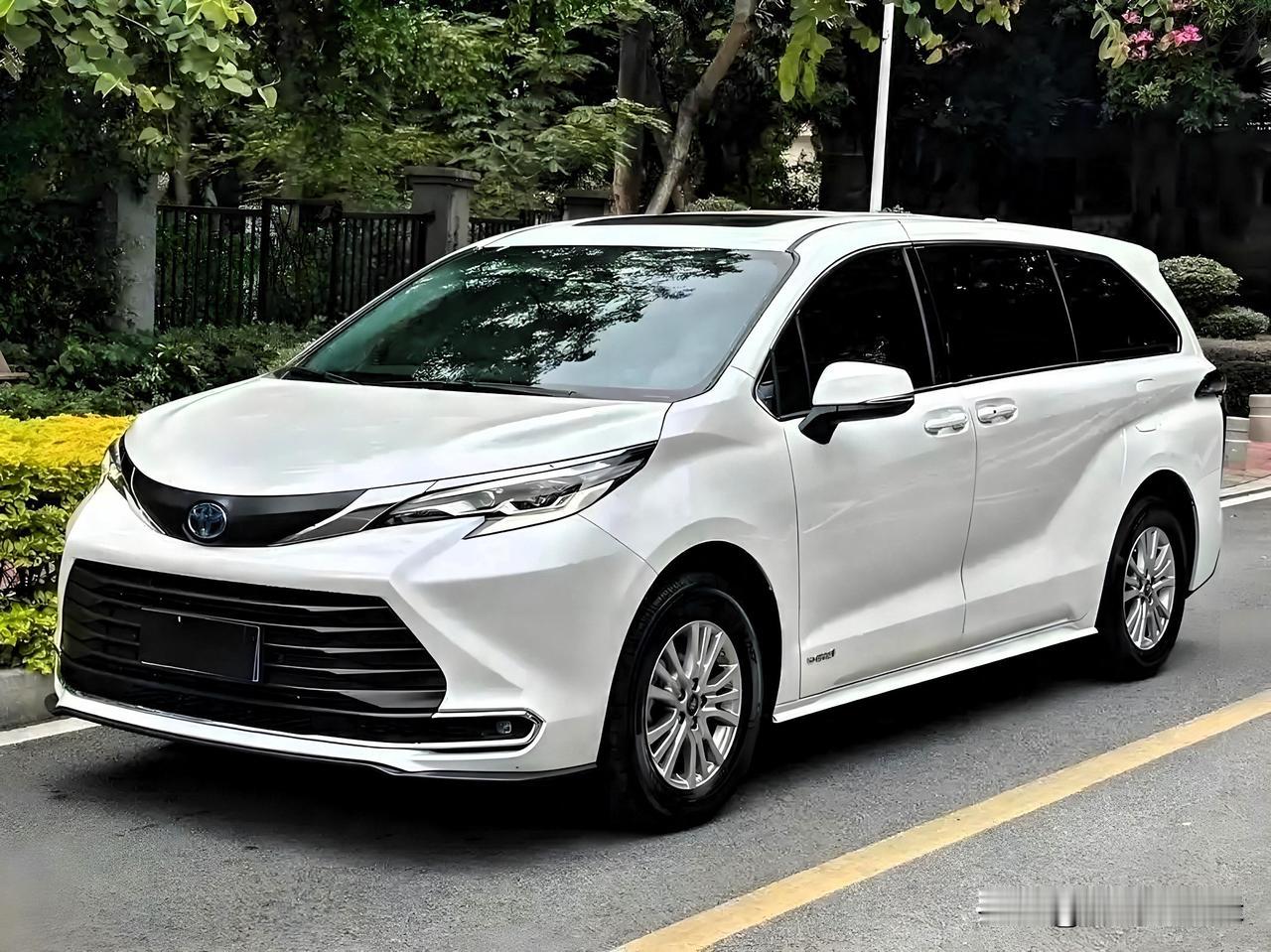 🔹预算有限（30万内）：舒适Plus版（29.98万）——够用但需妥协