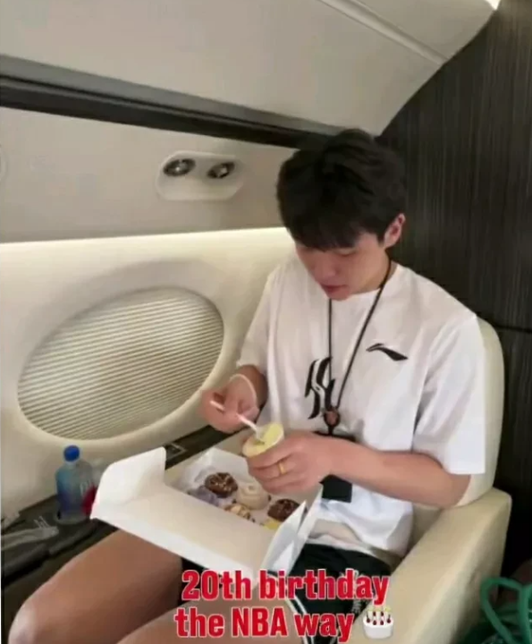 起飞开拓者！这排面也是没谁了！昨天杨翰森他和团队一起前往了klutch公司的选秀