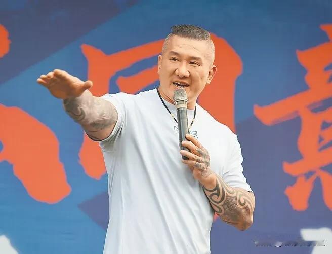 馆长向赖清德道歉才是大勇网红馆长陈之汉显然为了刺激节目效果秀过头，竟在网路直