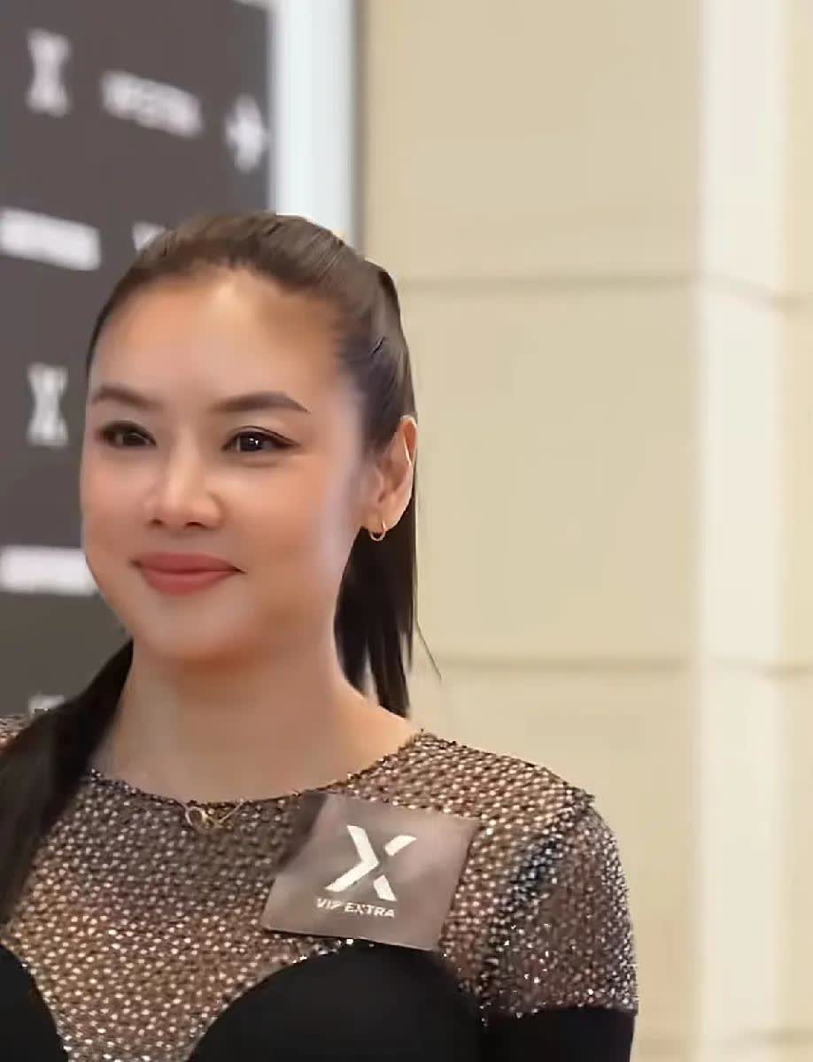 乐基儿已经二婚都离婚了，时间过得真的快。可是乐基儿还是是漂亮啊，